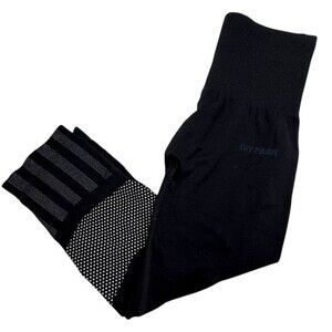 IVY PARK Beyoncé Compression High Rise Capri Leggings Black White Active XXS XS